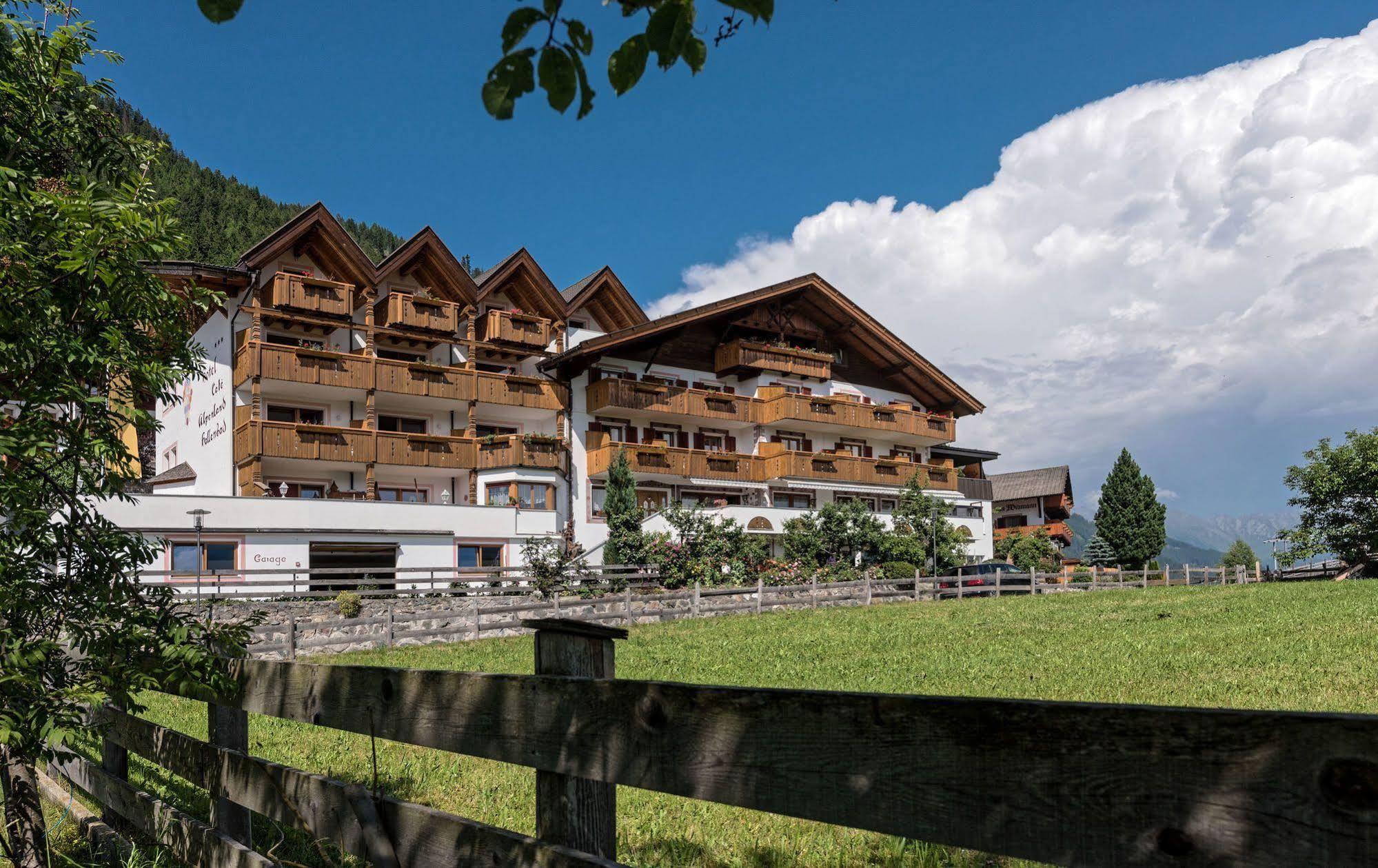 Hotel Alpenland Moso in Passiria Exterior foto